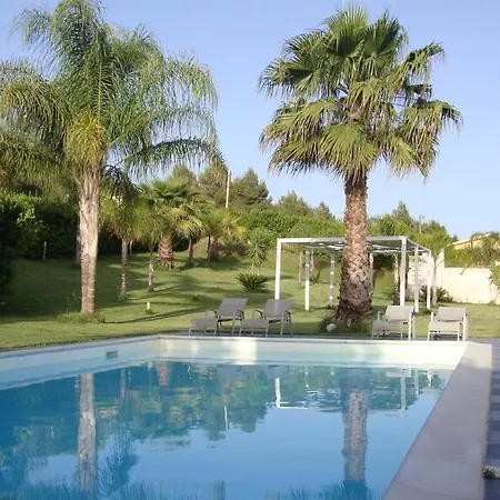 Apartament In Moderna Con Piscina *