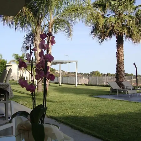 Apartament In Moderna Con Piscina