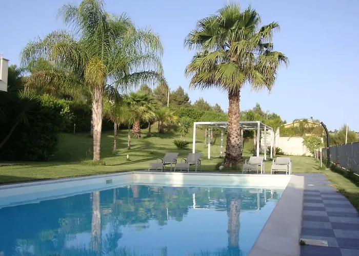 Appartement In Moderna Con Piscina *