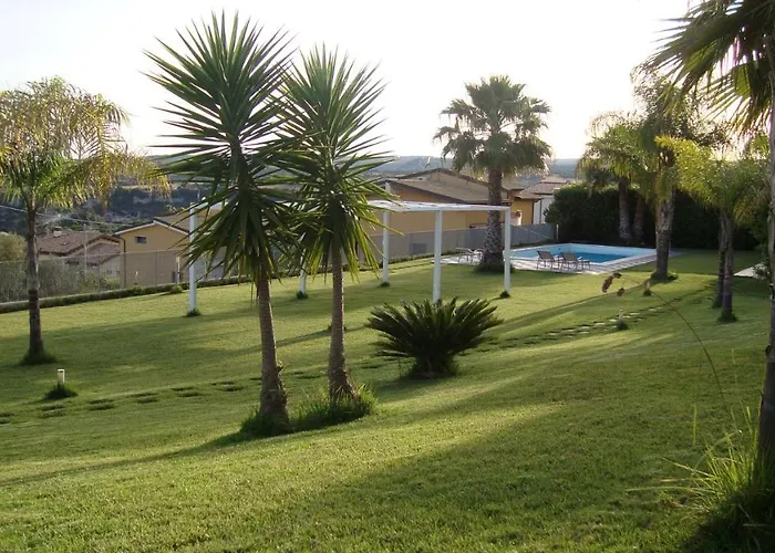 In Moderna Con Piscina